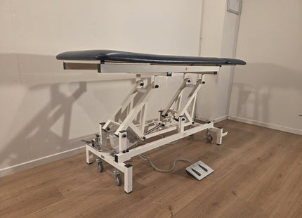 Wesseling Eco-line Electric 2-Section Examination Table #56