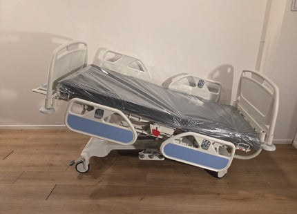Wissner-Bosserhoff Linet Eleganza Electric 3-Section Hospital Bed #44
