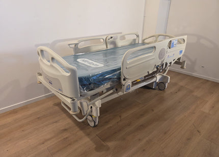 Hill-Rom AvantGuard 1400 (LI159A0) Semi-ICU Hospital Bed