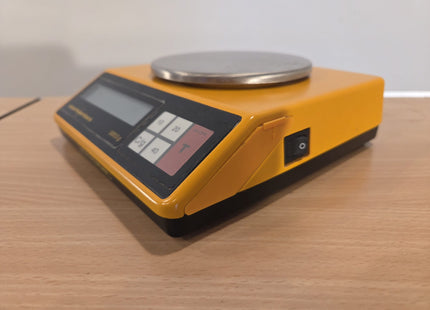Sartorius 1002 MP9 Scale