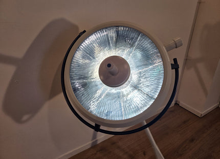 Berchtold Chromophare D530 Plus operating lamp