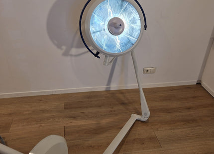Berchtold Chromophare D530 Plus operating lamp