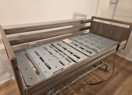 Bock Practico Lie Low 25/80 Electric Full Option 3-Section Hospital Bed #87