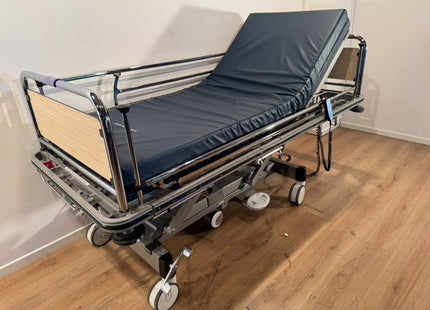 Oostwoud Opticare Nova Electric 3-Section Hospital Bed #15AZ