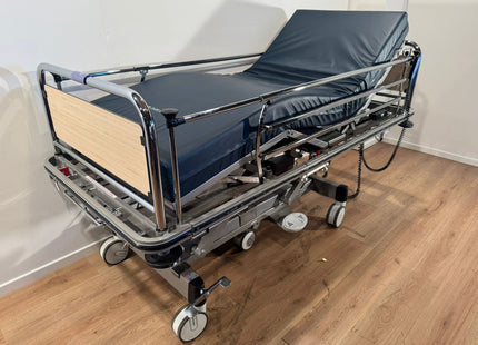 Oostwoud Opticare Nova Electric 3-Section Hospital Bed #15AZ