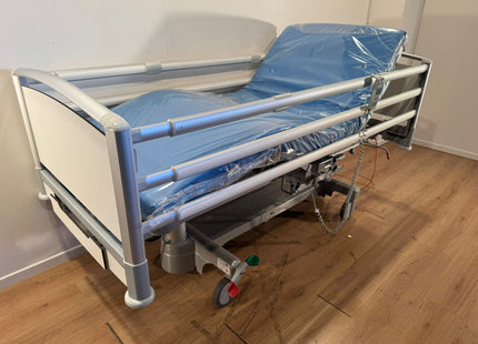 Wissner-Bosserhoff Linet Eleganza Electric 3-Section Hospital Bed #44HA