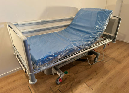 Wissner-Bosserhoff Linet Eleganza Electric 3-Section Hospital Bed #44HA