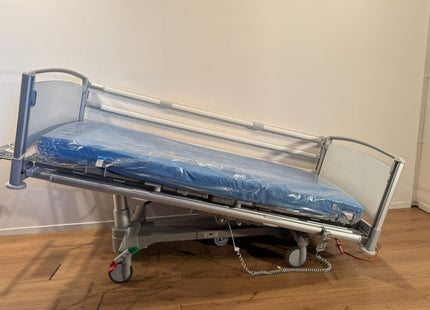 Wissner-Bosserhoff Linet Eleganza Electric 3-Section Hospital Bed #44HA