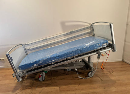 Wissner-Bosserhoff Linet Eleganza Electric 3-Section Hospital Bed #44HA