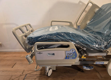 Hill-Rom AvantGuard 1600 Semi-ICU Hospital Bed #02