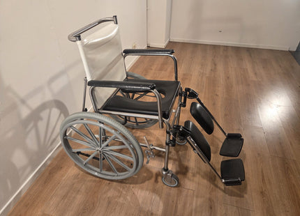 Commode chair #09