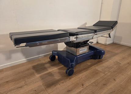 Maquet Alpha Classic Mobile Hydraulic Operating Table