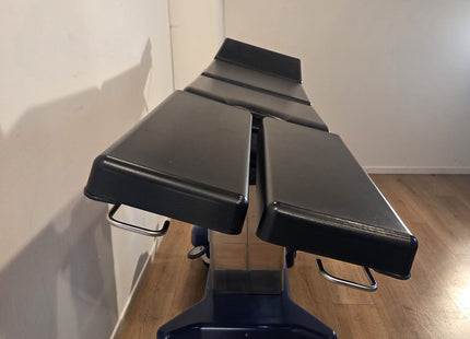 Maquet Alpha Classic Mobile Hydraulic Operating Table