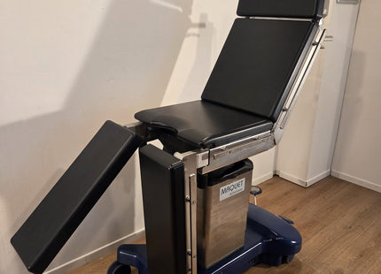 Maquet Alpha Classic Mobile Hydraulic Operating Table