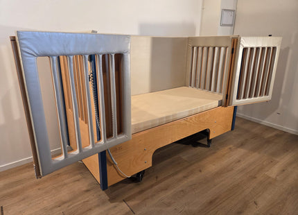 Atlas Kidtech Zeeland Electric Children's Hospital Bed