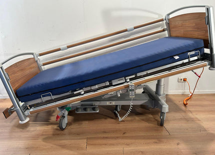 WISSNER BOSSERHOFF LINET ELEGANZA WITH NURSING BOX 3-SECTION ELECTRIC HOSPITAL BED 44B