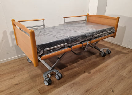 VOLKER 3-SECTION FULL OPTION LOW RYDER ELECTRIC HOSPITAL BED #34