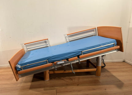 Voelker 3080 MA Electric 3-Section Full Option Hospital Bed #30E