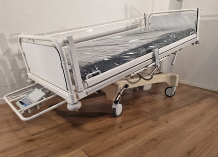 STIEGELMEYER 3-SECTION ELECTRIC HOSPITAL BED 27A