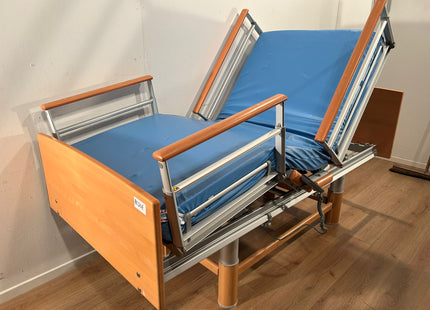 Voelker 3080 MA Electric 3-Section Full Option Hospital Bed #30E