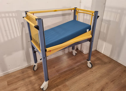 OOSTWOUD 3165.1401 BABY COT / CHILDREN'S BED YELLOW-BLUE-SMALL