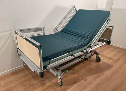 VOLKER (S961-1) 3-SECTION ELECTRIC HOSPITAL BED #00G