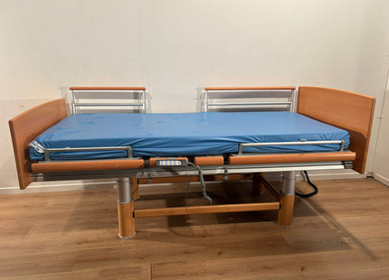 Voelker 3080 MA Electric 3-Section Full Option Hospital Bed #30E
