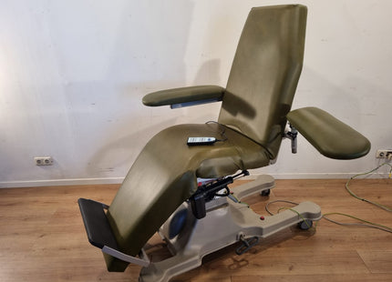 MSV SERIE 400 DIALYSIS CHAIR #03