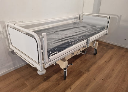 STIEGELMEYER VIVENDO (146352) 3-SECTION ELECTRIC HOSPITAL BED #27A