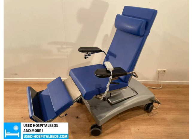 GREINER DIALYSE CHAIRS