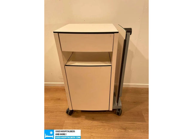 NOVYMED BEDSIDE LOCKER 23