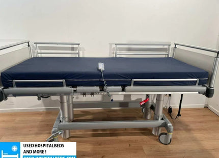 VOLKER 3-SECTION ELECTRIC HOSPITAL BED NR 00H